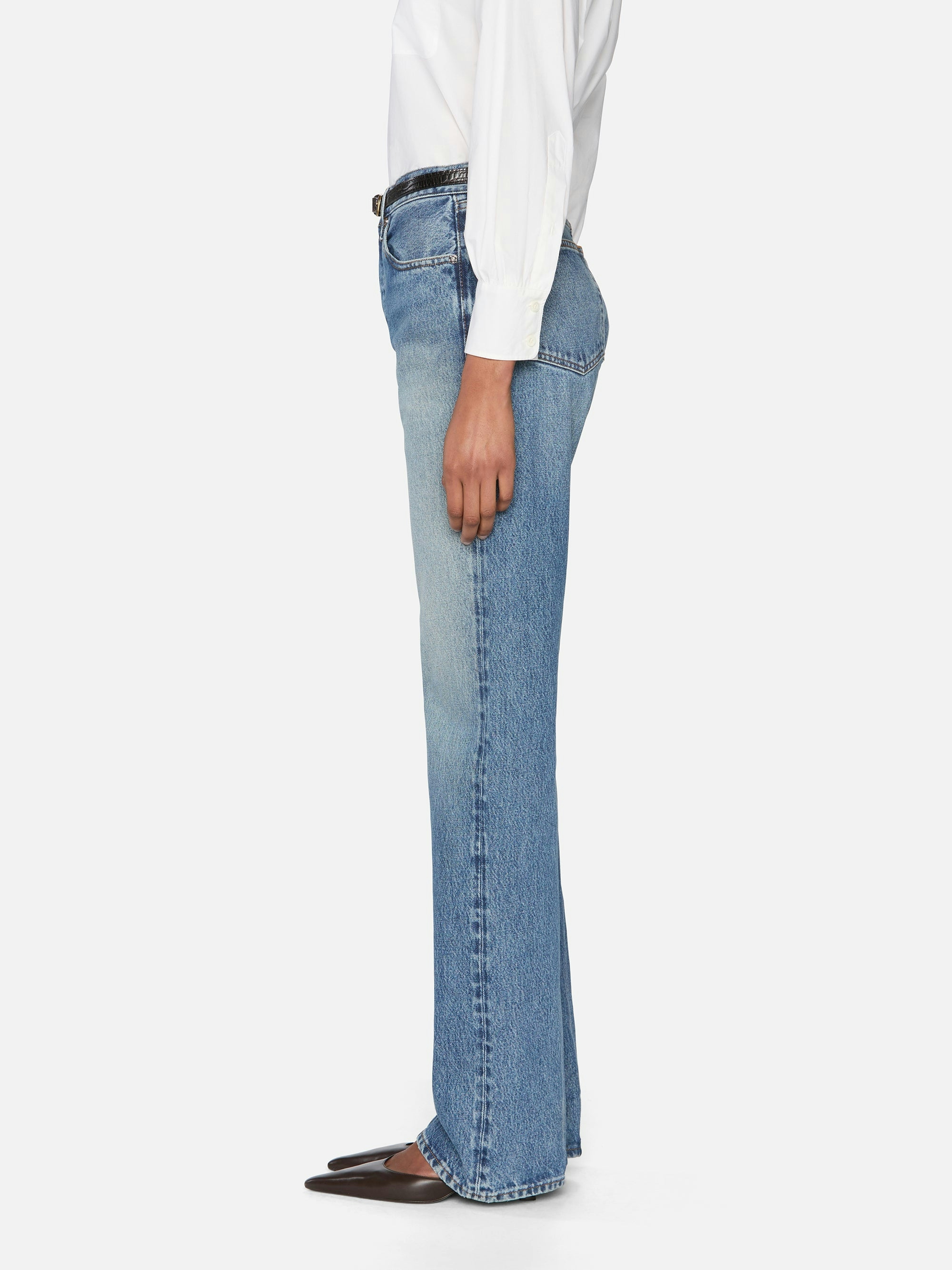jeans side image alt:fit2